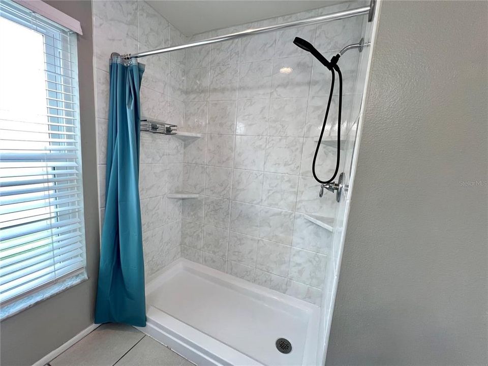 Active With Contract: $322,500 (3 beds, 2 baths, 1363 Square Feet)