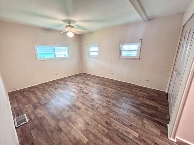 For Sale: $109,000 (2 beds, 2 baths, 1152 Square Feet)