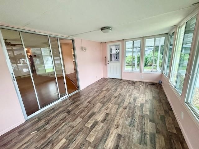 For Sale: $109,000 (2 beds, 2 baths, 1152 Square Feet)