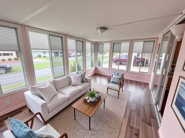 For Sale: $109,000 (2 beds, 2 baths, 1152 Square Feet)