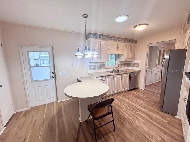 For Sale: $109,000 (2 beds, 2 baths, 1152 Square Feet)