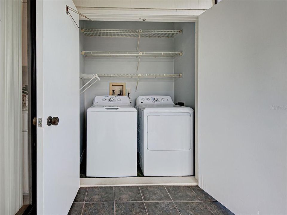 Active With Contract: $310,700 (2 beds, 2 baths, 1215 Square Feet)