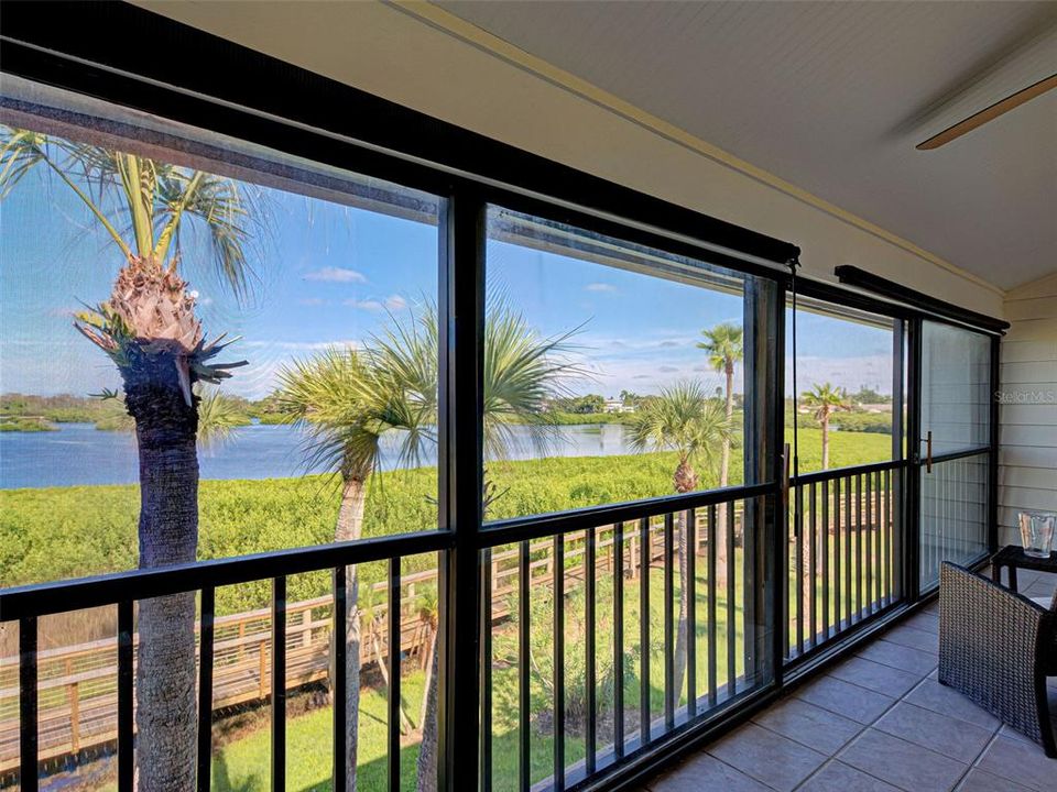 Active With Contract: $310,700 (2 beds, 2 baths, 1215 Square Feet)