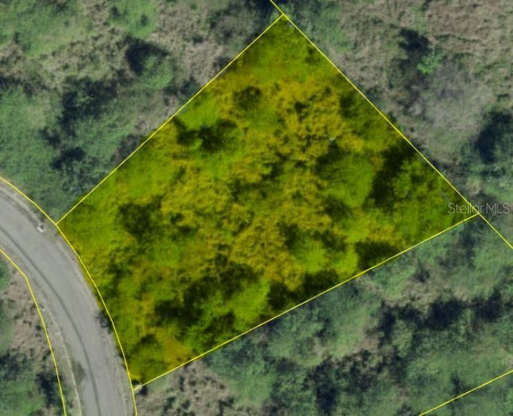 待售: $325,000 (0.68 acres)