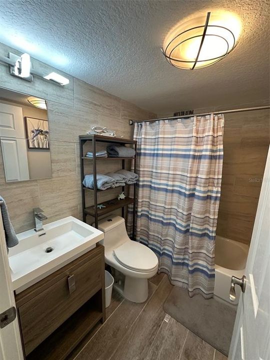 For Rent: $3,600 (2 beds, 2 baths, 1030 Square Feet)