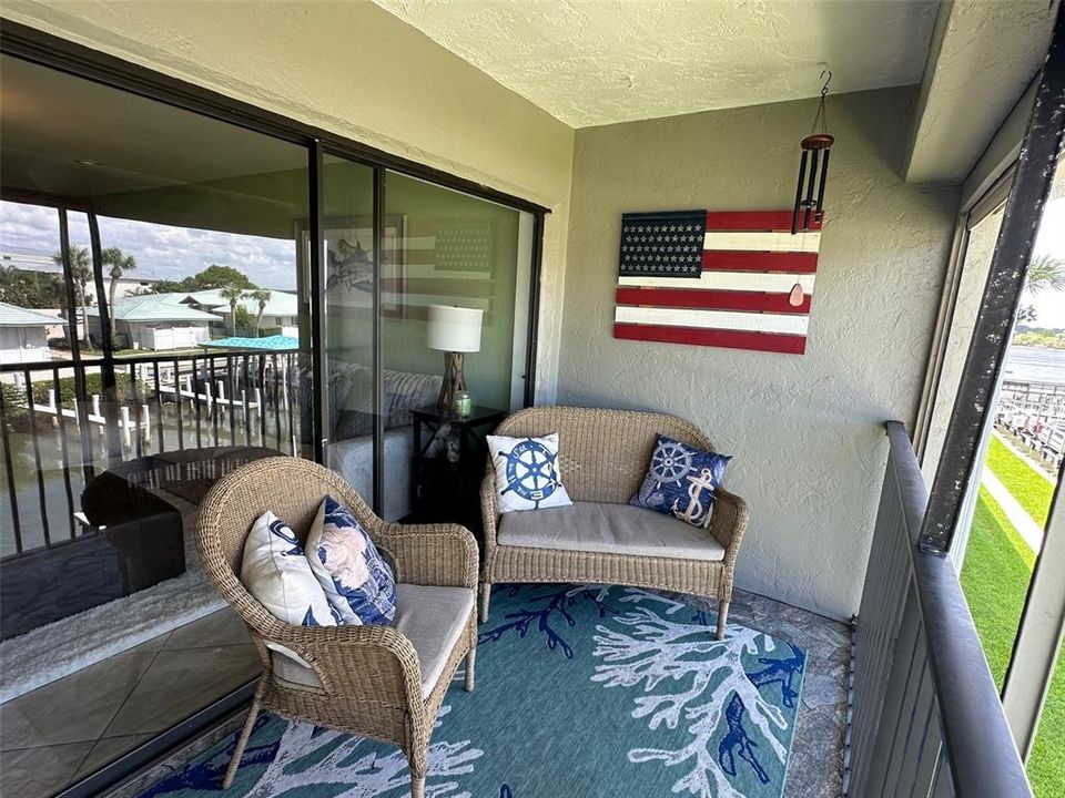 For Rent: $3,600 (2 beds, 2 baths, 1030 Square Feet)