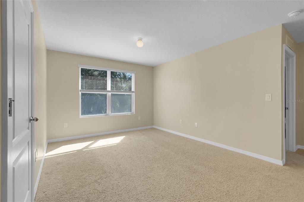 Под контрактом: $435,000 (5 спален, 3 ванн, 2674 Квадратных фут)