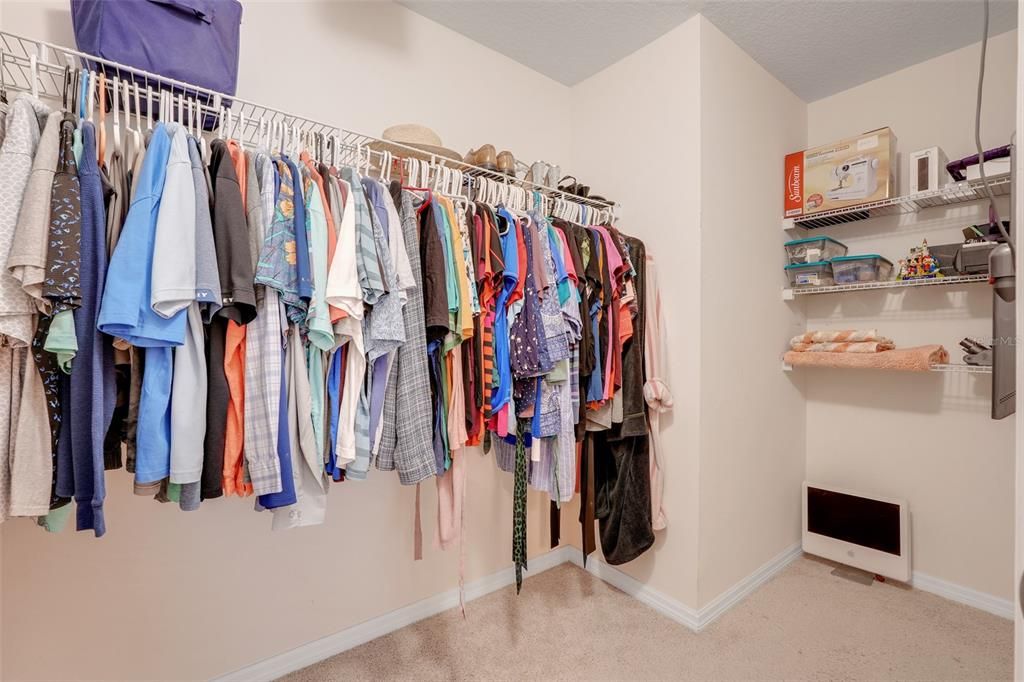 Под контрактом: $435,000 (5 спален, 3 ванн, 2674 Квадратных фут)