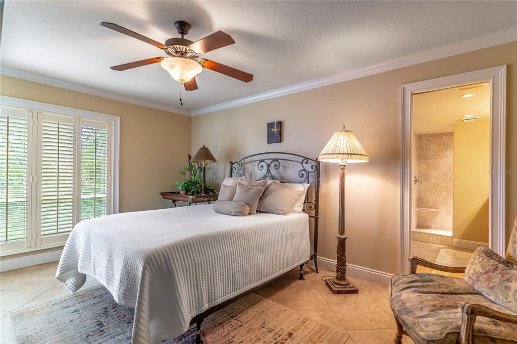 На продажу: $525,000 (2 спален, 2 ванн, 1270 Квадратных фут)