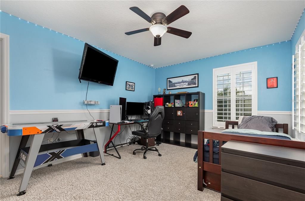 待售: $639,000 (4 贝兹, 4 浴室, 3854 平方英尺)