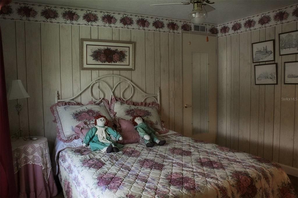 待售: $135,000 (2 贝兹, 2 浴室, 1104 平方英尺)