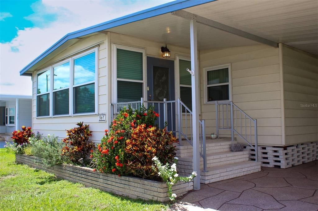 待售: $135,000 (2 贝兹, 2 浴室, 1104 平方英尺)