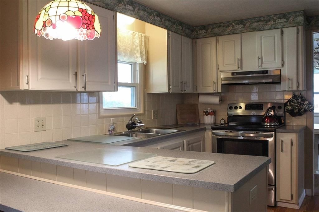 待售: $135,000 (2 贝兹, 2 浴室, 1104 平方英尺)