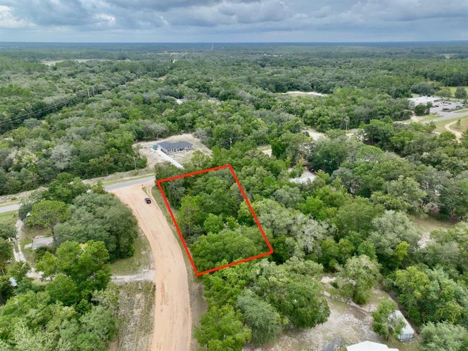 На продажу: $35,900 (1.22 acres)