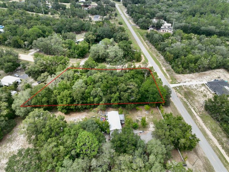 На продажу: $35,900 (1.22 acres)