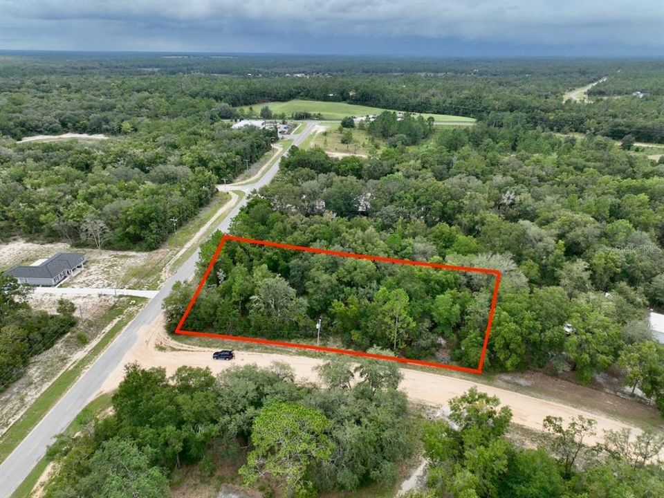 На продажу: $35,900 (1.22 acres)