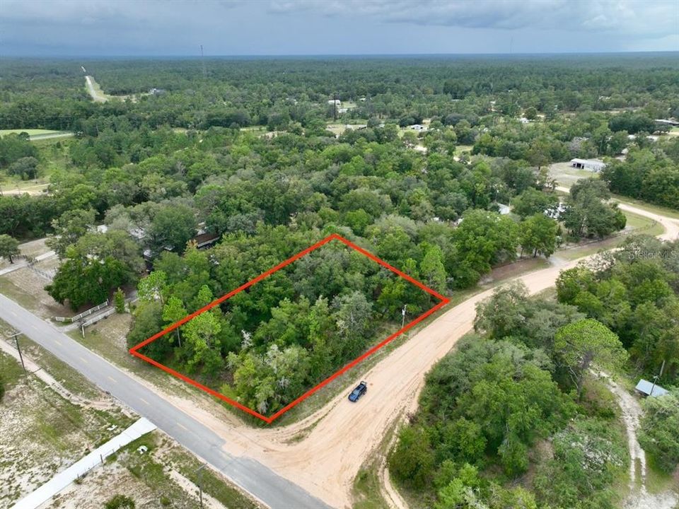 На продажу: $35,900 (1.22 acres)