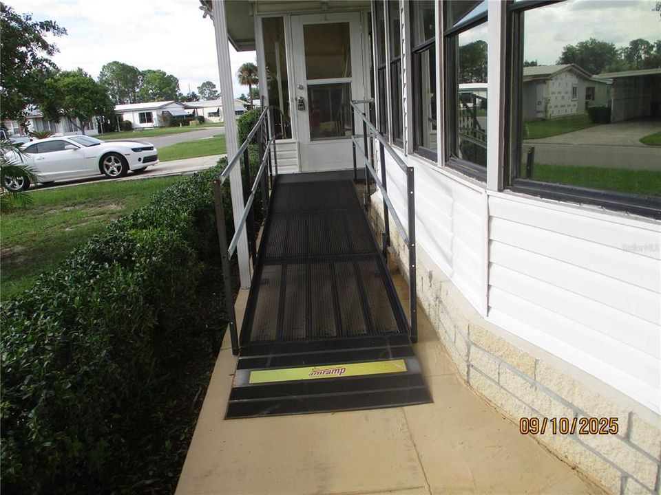 Activo con contrato: $156,000 (2 camas, 2 baños, 1248 Pies cuadrados)