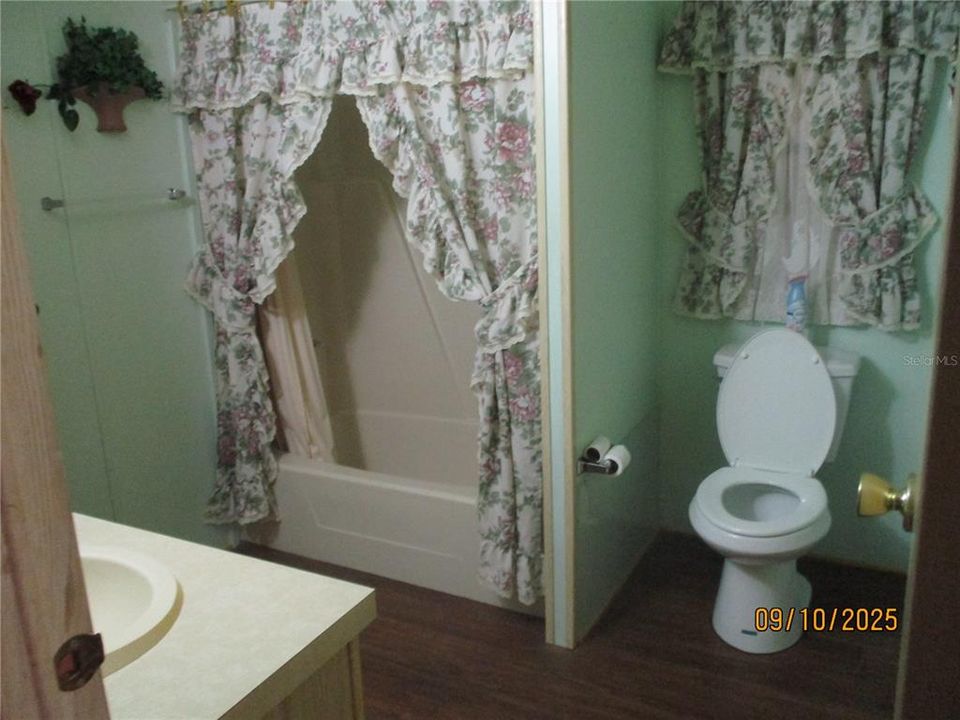 Activo con contrato: $156,000 (2 camas, 2 baños, 1248 Pies cuadrados)