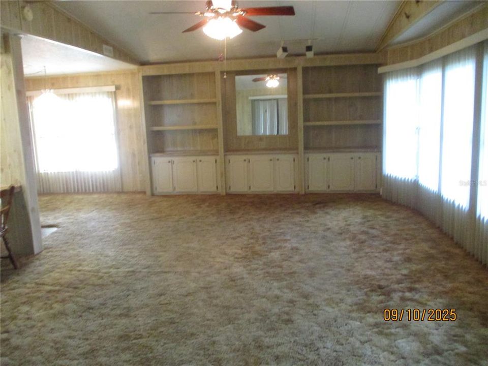 Activo con contrato: $156,000 (2 camas, 2 baños, 1248 Pies cuadrados)