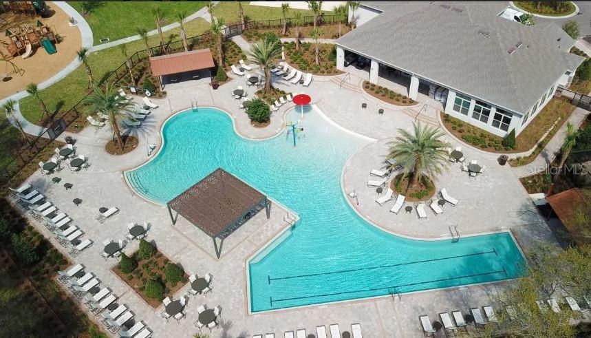 На продажу: $324,900 (3 спален, 2 ванн, 1432 Квадратных фут)