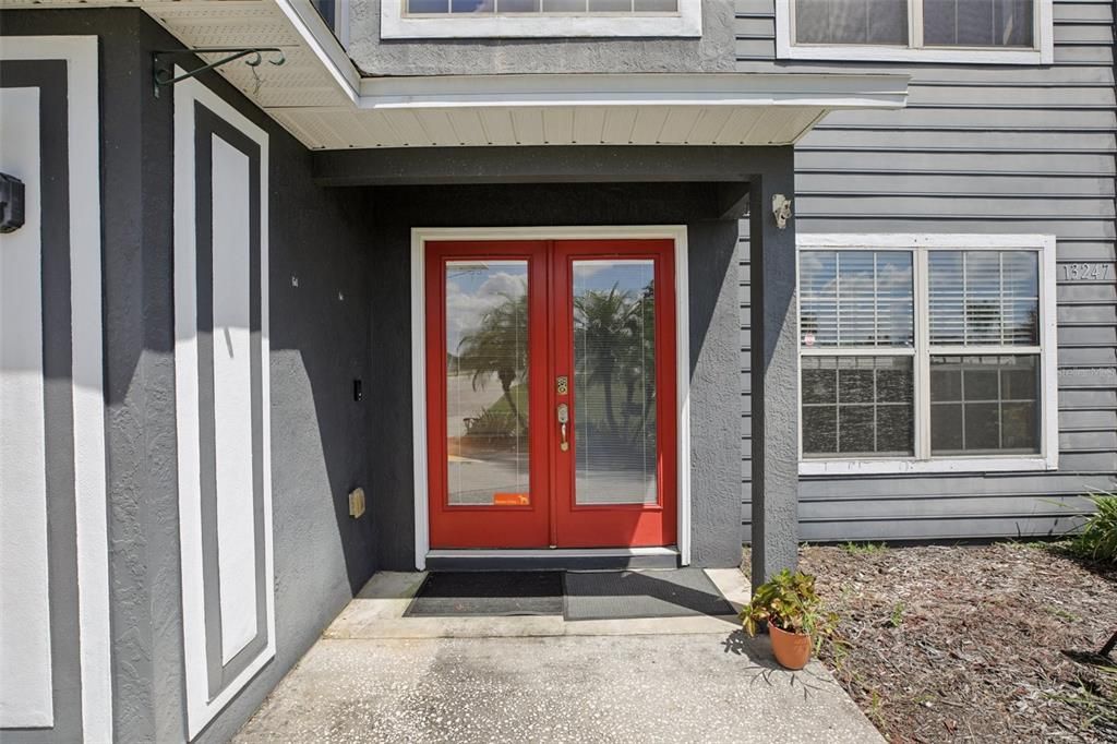 For Sale: $440,000 (3 beds, 3 baths, 2421 Square Feet)