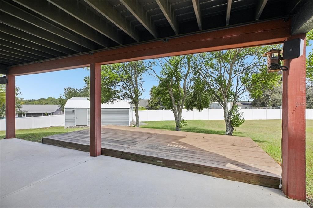 For Sale: $440,000 (3 beds, 3 baths, 2421 Square Feet)