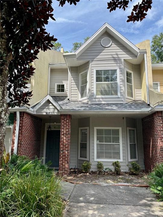 En Venta: $245,000 (2 camas, 2 baños, 1588 Pies cuadrados)