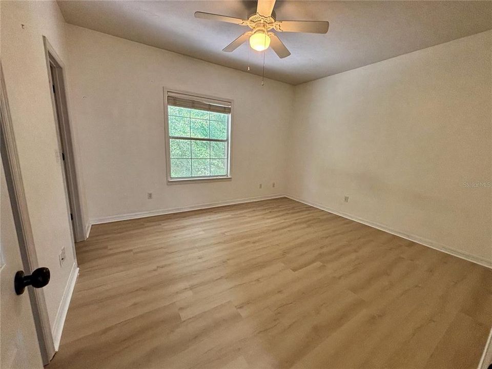 En Venta: $245,000 (2 camas, 2 baños, 1588 Pies cuadrados)