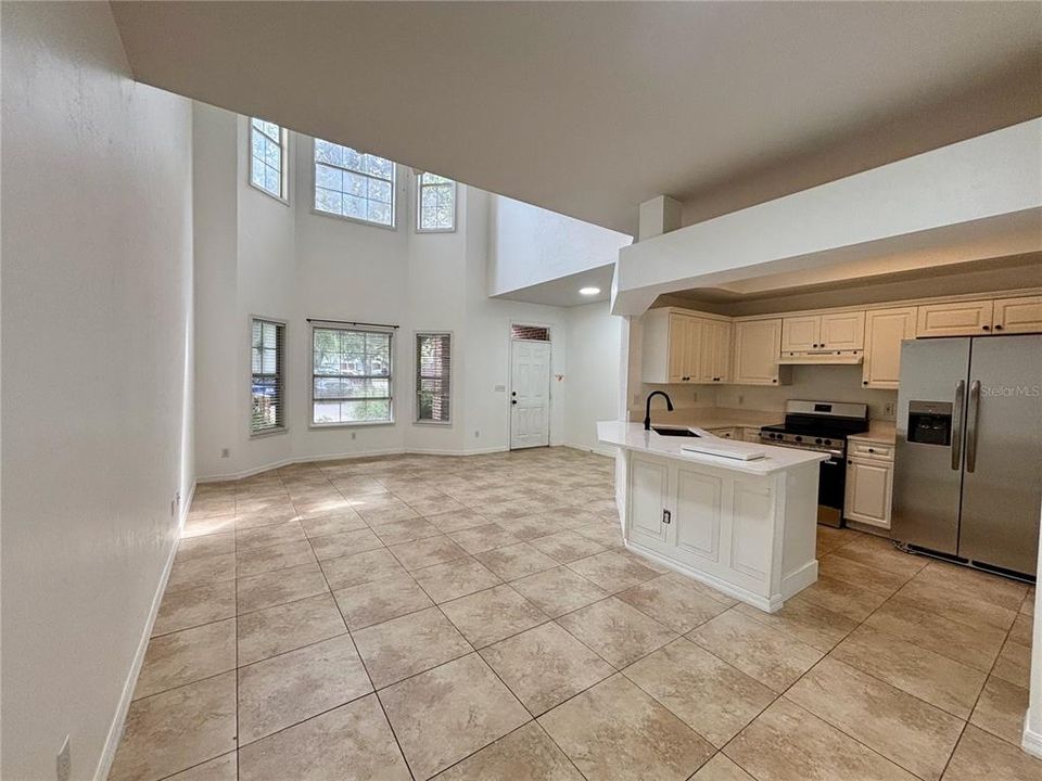 En Venta: $245,000 (2 camas, 2 baños, 1588 Pies cuadrados)