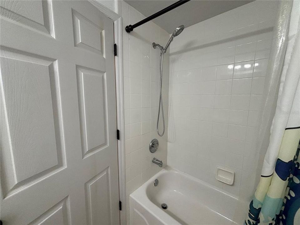 En Venta: $245,000 (2 camas, 2 baños, 1588 Pies cuadrados)