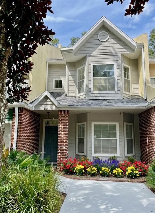 En Venta: $245,000 (2 camas, 2 baños, 1588 Pies cuadrados)