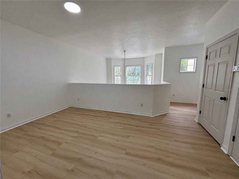 En Venta: $245,000 (2 camas, 2 baños, 1588 Pies cuadrados)