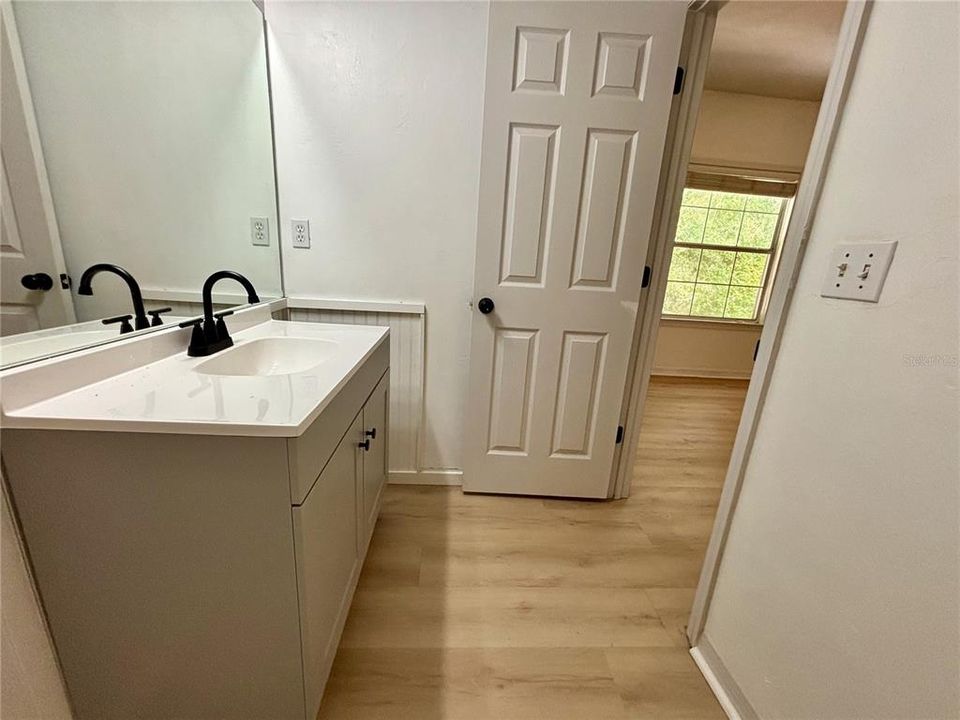 En Venta: $245,000 (2 camas, 2 baños, 1588 Pies cuadrados)