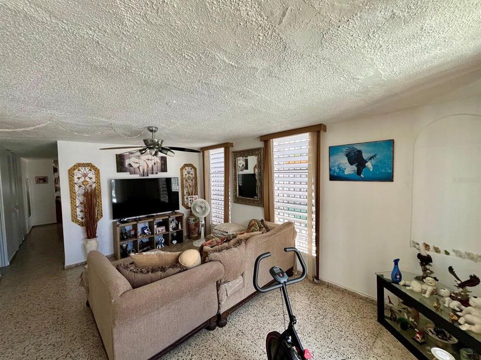 En Venta: $260,000 (5 camas, 3 baños, 0 Pies cuadrados)