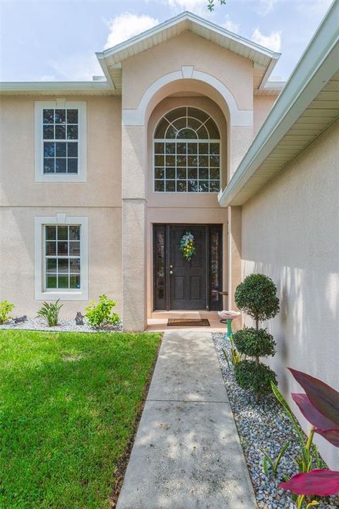 Active With Contract: $400,000 (3 beds, 2 baths, 2222 Square Feet)