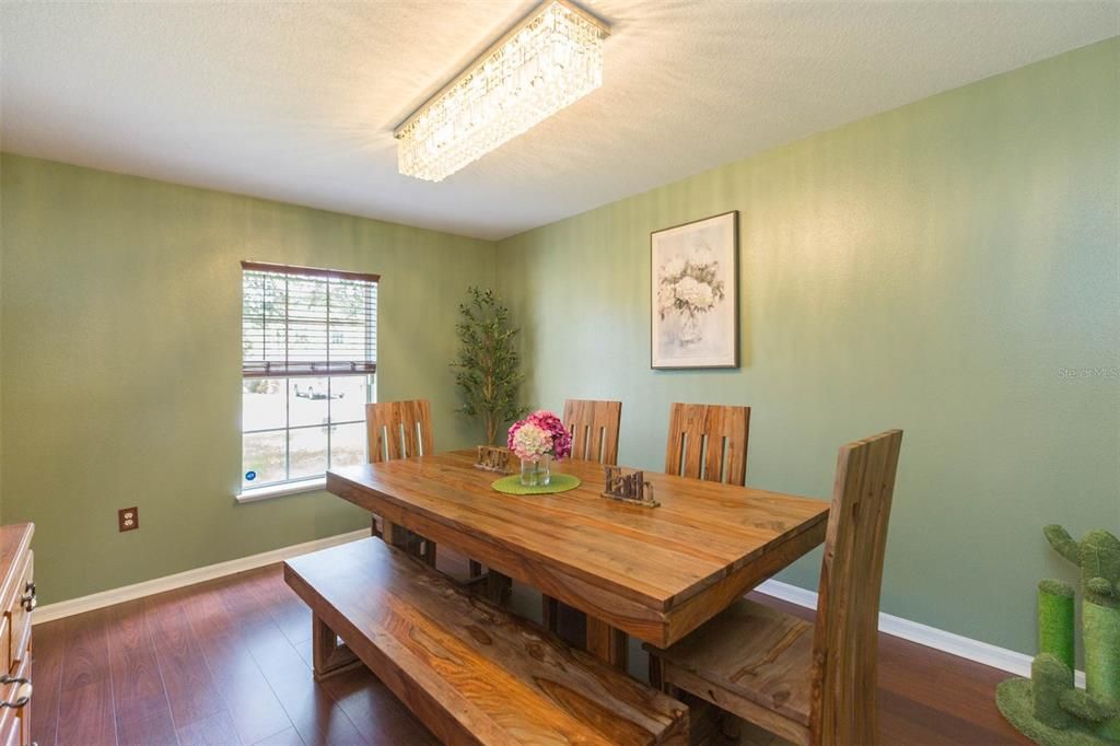 Active With Contract: $400,000 (3 beds, 2 baths, 2222 Square Feet)