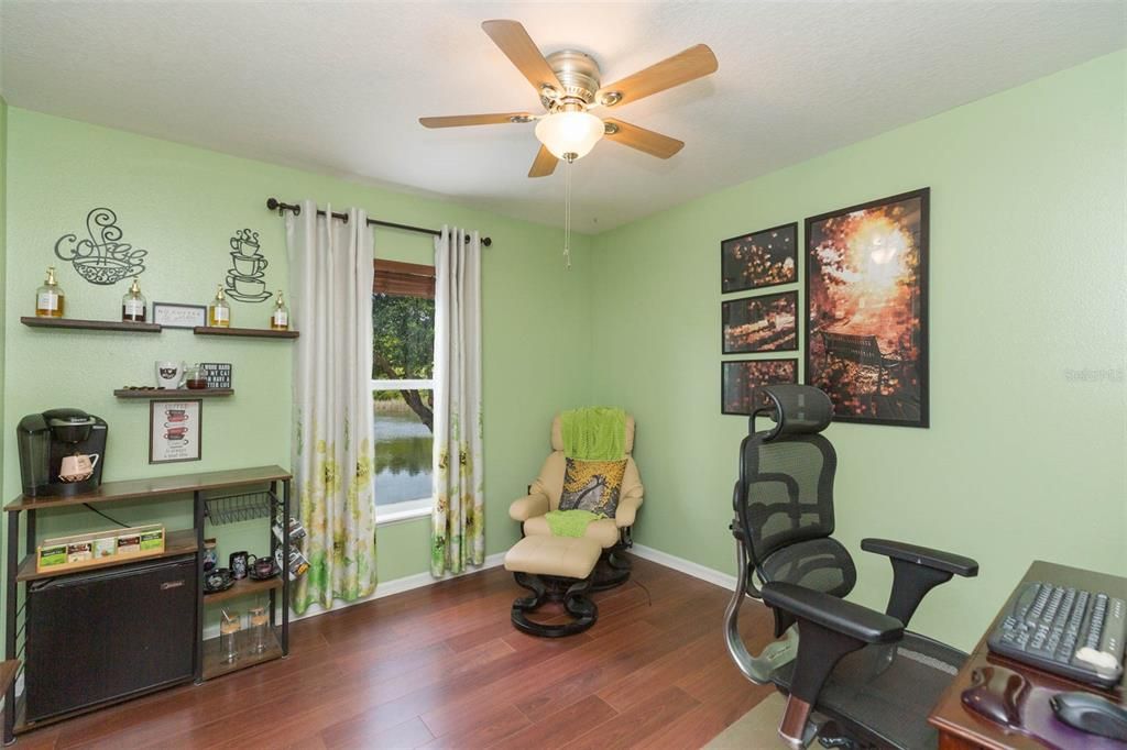 Active With Contract: $400,000 (3 beds, 2 baths, 2222 Square Feet)