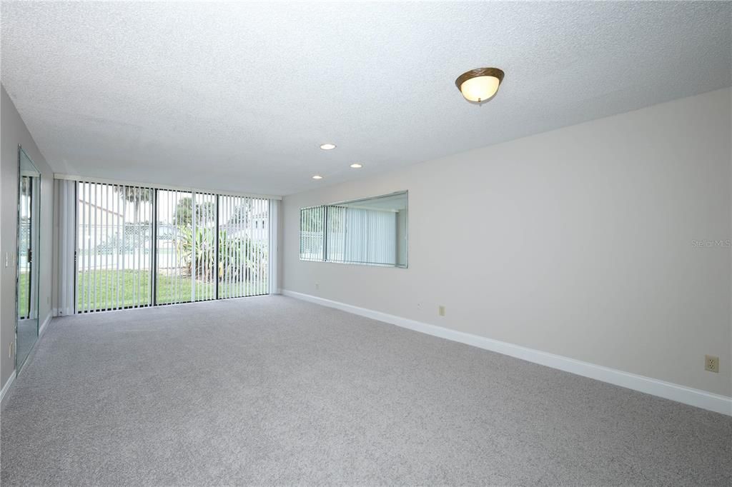 For Sale: $224,000 (3 beds, 2 baths, 1680 Square Feet)