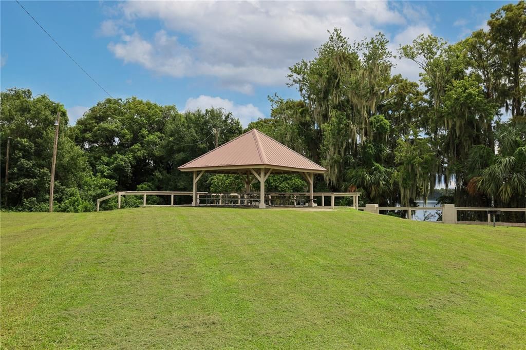 For Sale: $224,000 (3 beds, 2 baths, 1680 Square Feet)