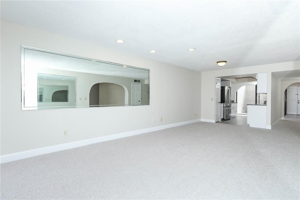 For Sale: $224,000 (3 beds, 2 baths, 1680 Square Feet)