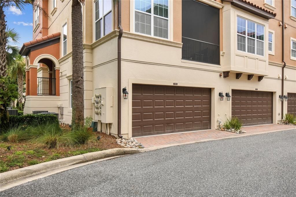 Под контрактом: $499,000 (4 спален, 3 ванн, 2504 Квадратных фут)