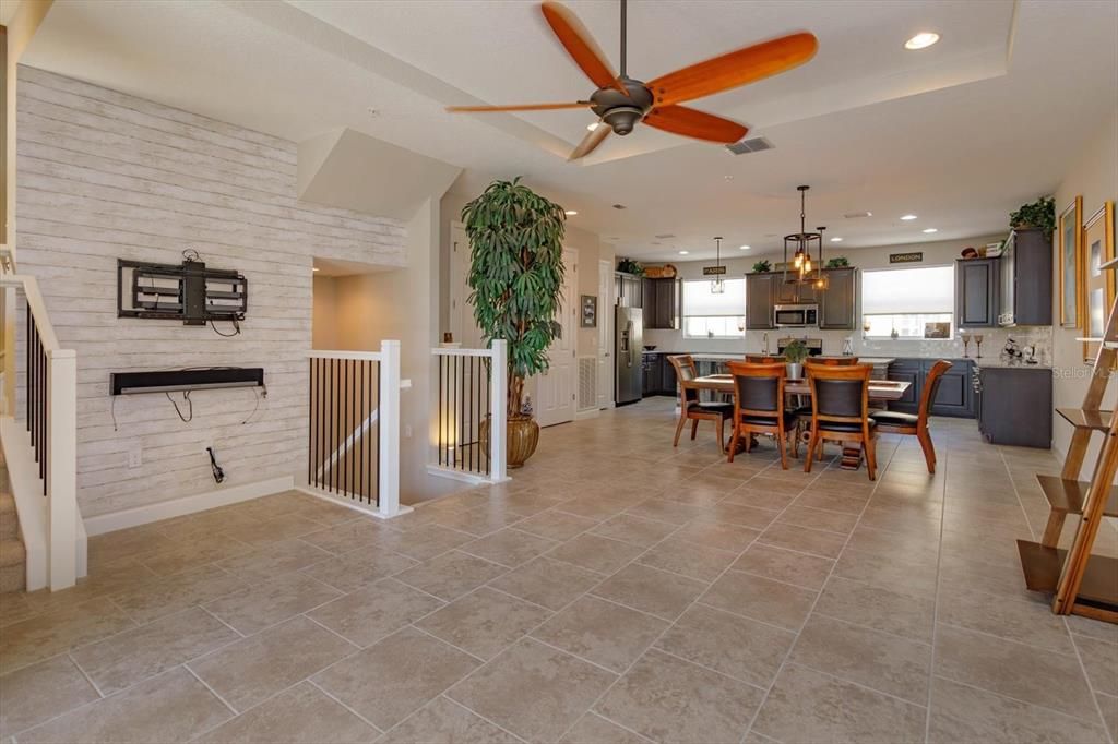 待售: $549,000 (3 贝兹, 3 浴室, 2187 平方英尺)