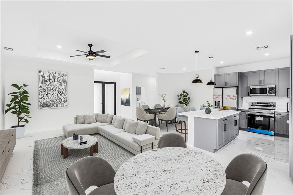 合同活跃: $354,990 (3 贝兹, 2 浴室, 1913 平方英尺)