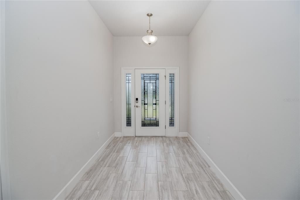 В аренду: $2,700 (4 спален, 3 ванн, 2200 Квадратных фут)