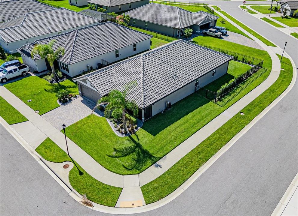 В аренду: $2,700 (4 спален, 3 ванн, 2200 Квадратных фут)