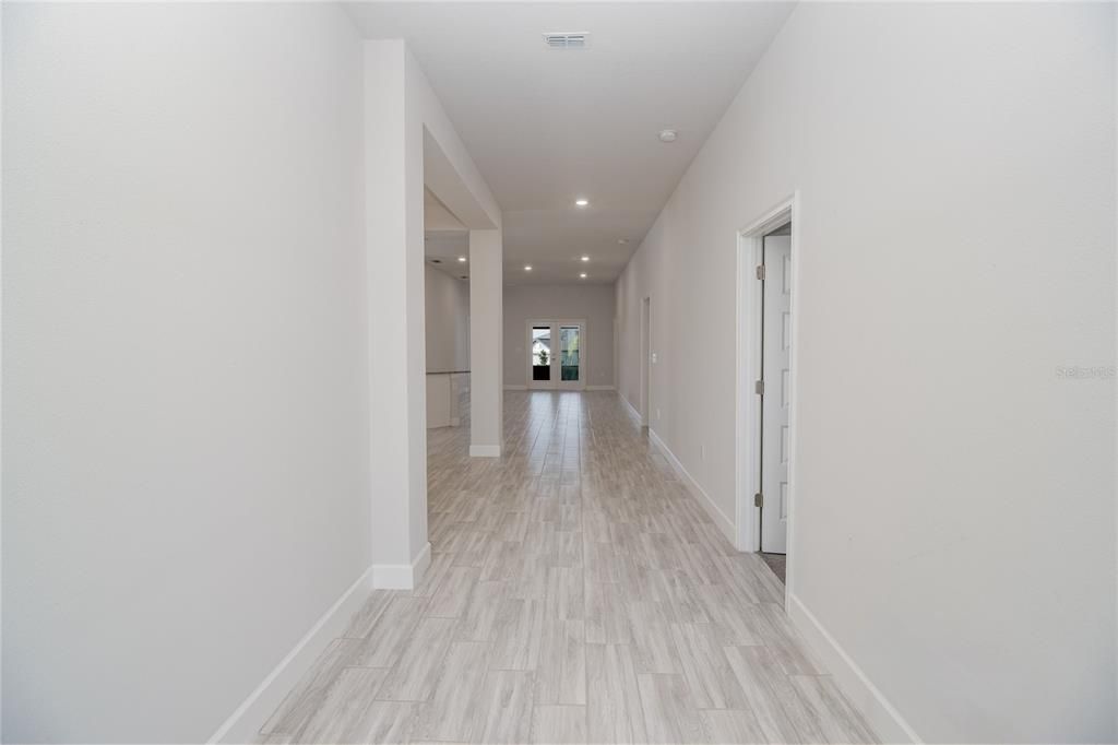 В аренду: $2,700 (4 спален, 3 ванн, 2200 Квадратных фут)