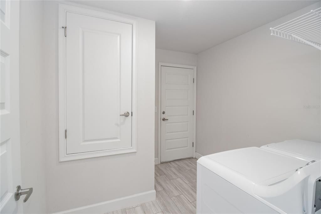 В аренду: $2,700 (4 спален, 3 ванн, 2200 Квадратных фут)