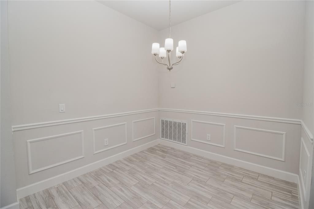 В аренду: $2,700 (4 спален, 3 ванн, 2200 Квадратных фут)