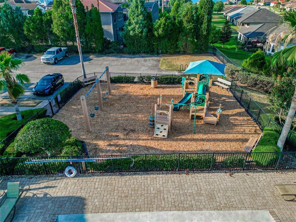 В аренду: $2,700 (4 спален, 3 ванн, 2200 Квадратных фут)